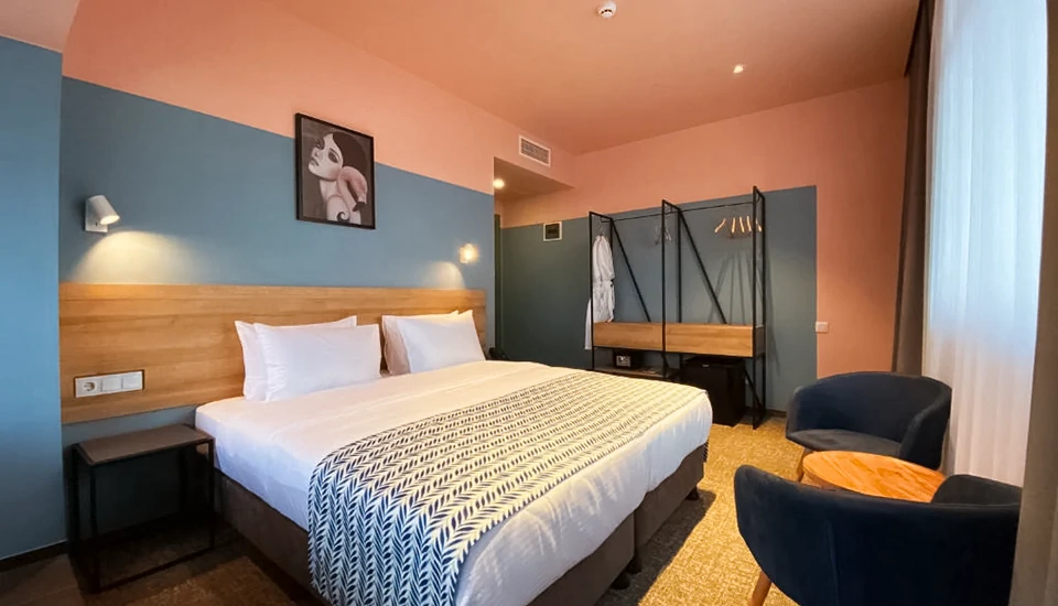 هتل ورا هایلز وتیک تفلیس